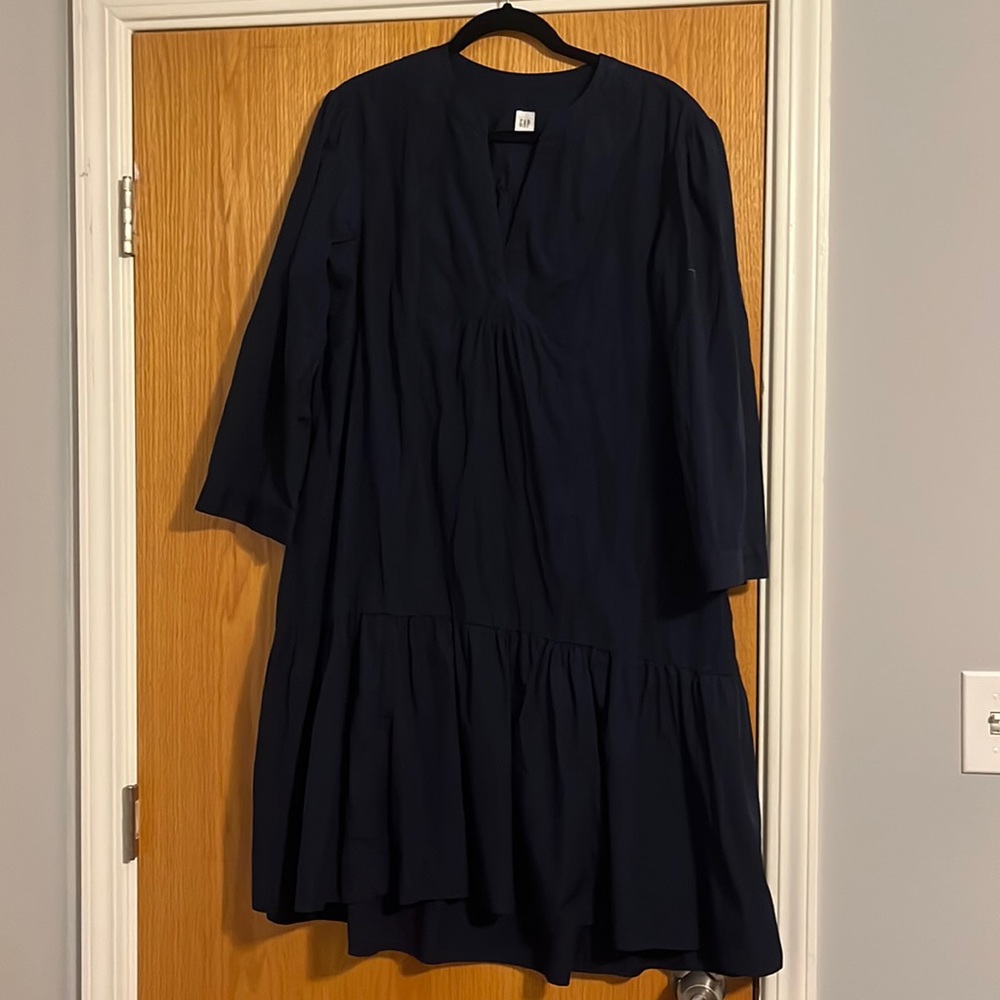 Very comfortable light weight dressing navy from the gap
